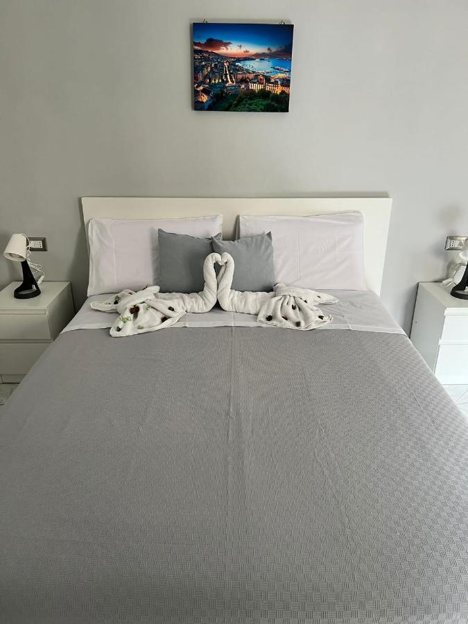 We' Home Naples Luaran gambar
